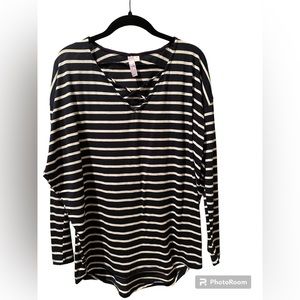Women’s striped long sleeve top